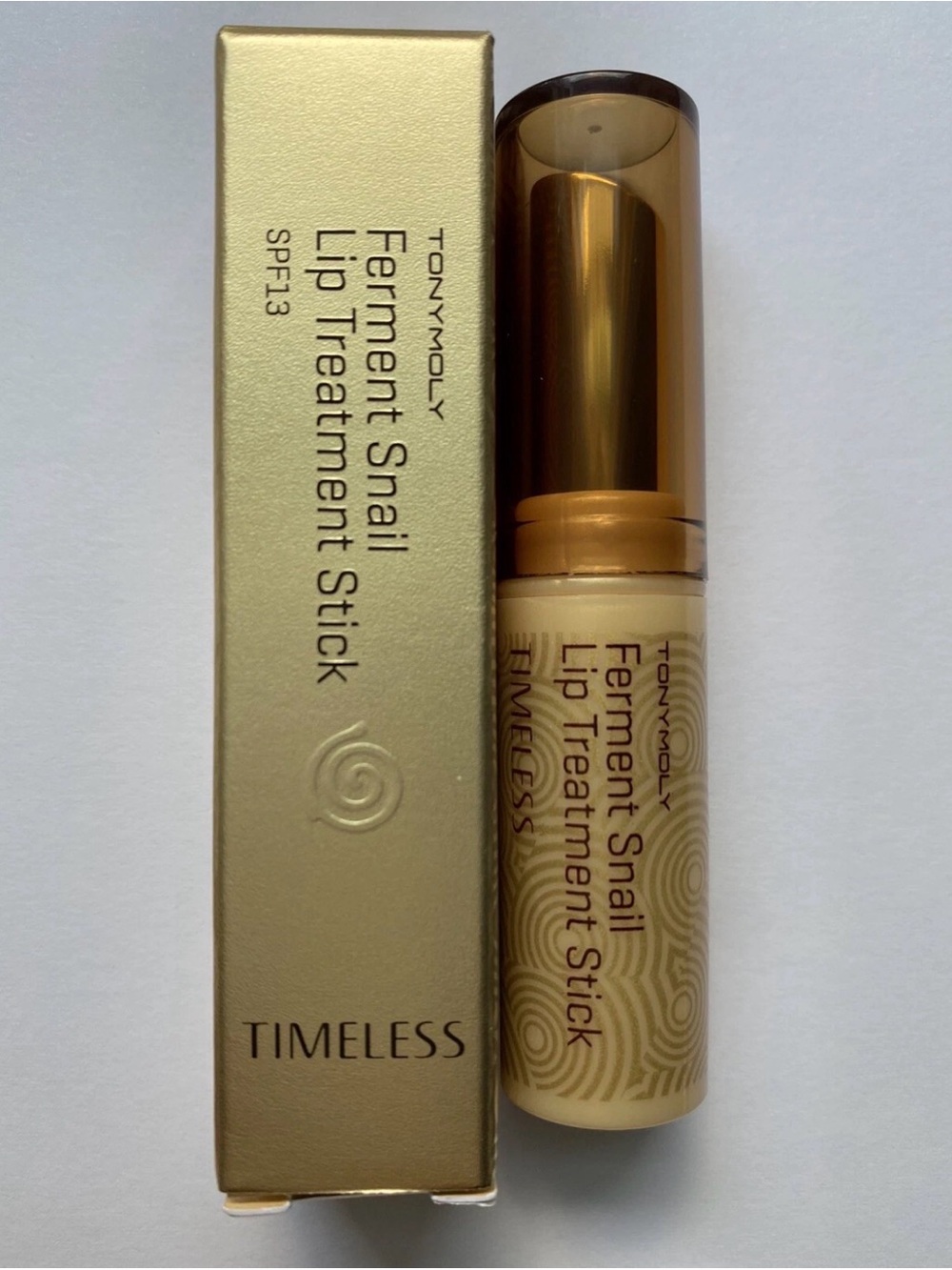 TONYMOLY Timeless Ferment
Snail
Lip Treatment Stick SPF13